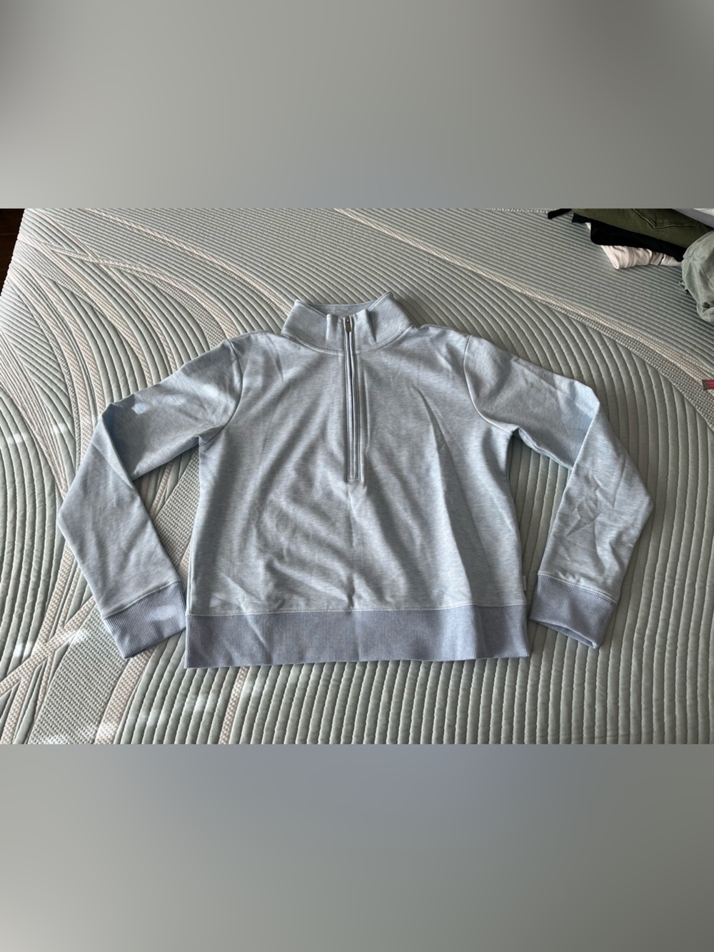 Travis Mathew half zip cloud fleece
